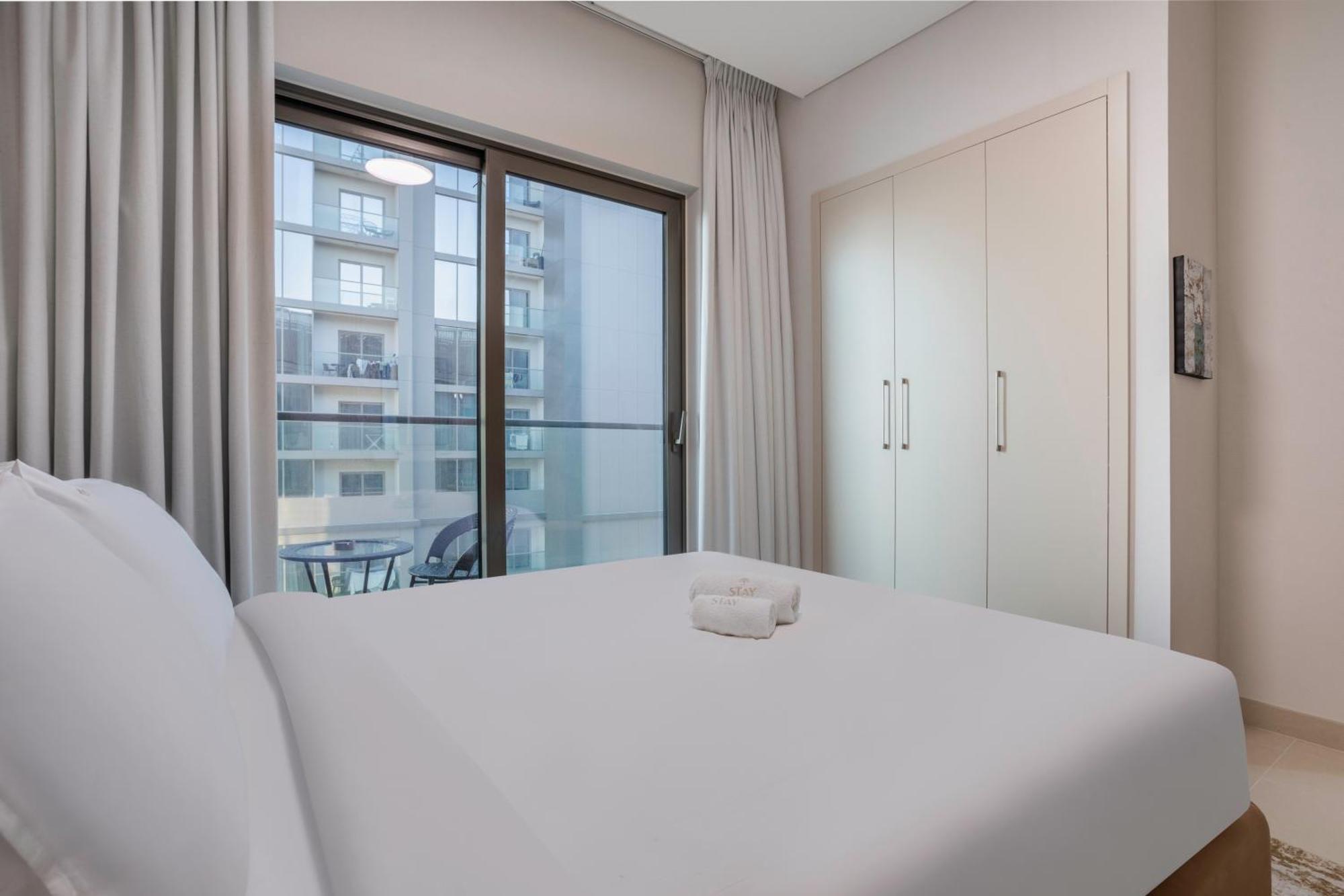 Stay By Latinem Luxury 1Br Plus Study Holiday Home Cv A2712 Near Downtown Дубай Экстерьер фото