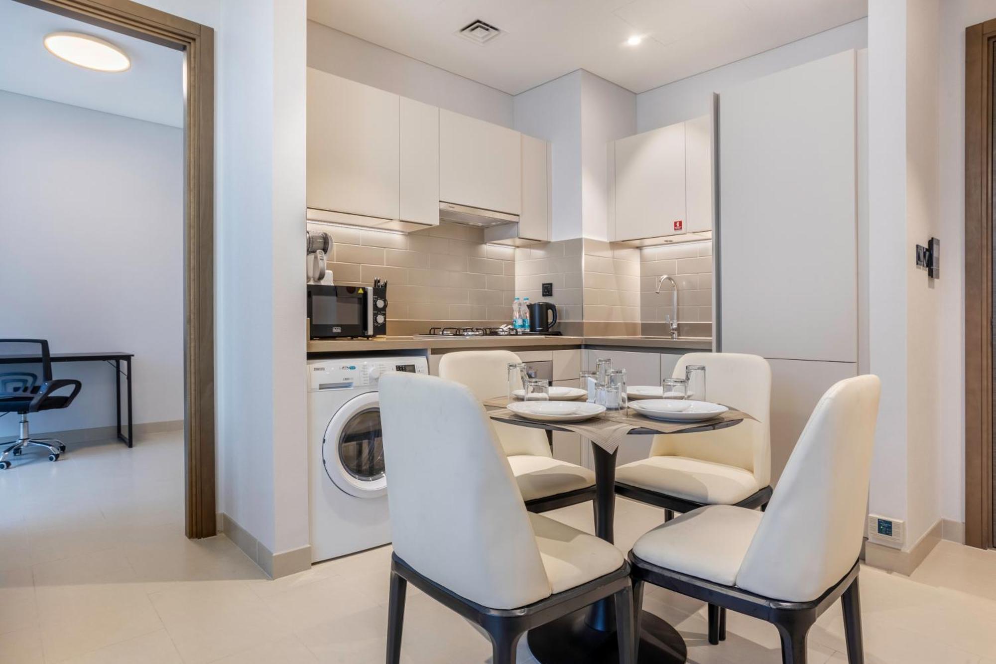Stay By Latinem Luxury 1Br Plus Study Holiday Home Cv A2712 Near Downtown Дубай Экстерьер фото